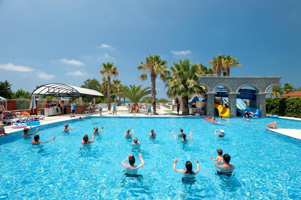 Thalia Beach Resort Hotel Ilica  Ngoại thất bức ảnh